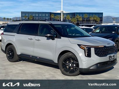 New 2026 Kia Carnival SX