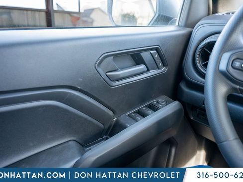 New 2026 Chevrolet Colorado W/T image 15