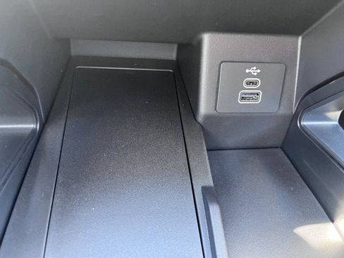 New 2025 Ford Ranger XLT image 13