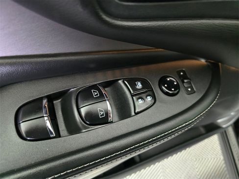 Used 2024 Nissan Murano SL image 26