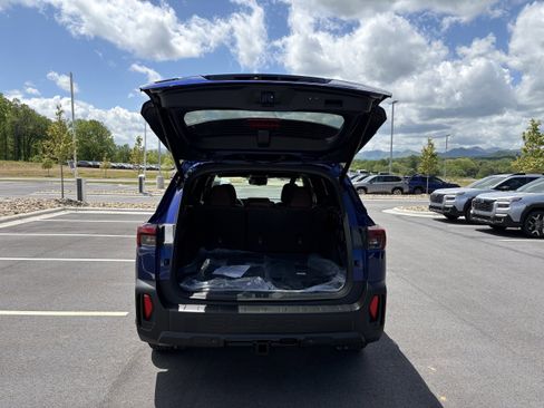 New 2026 Subaru Outback Touring XT AWD/4WD image 9