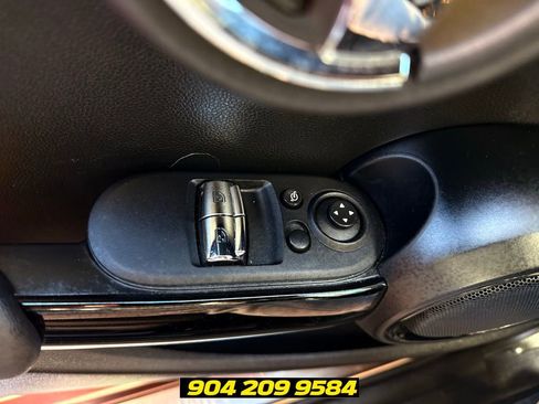 Used 2019 MINI Cooper S w/ Premium Package FWD image 23