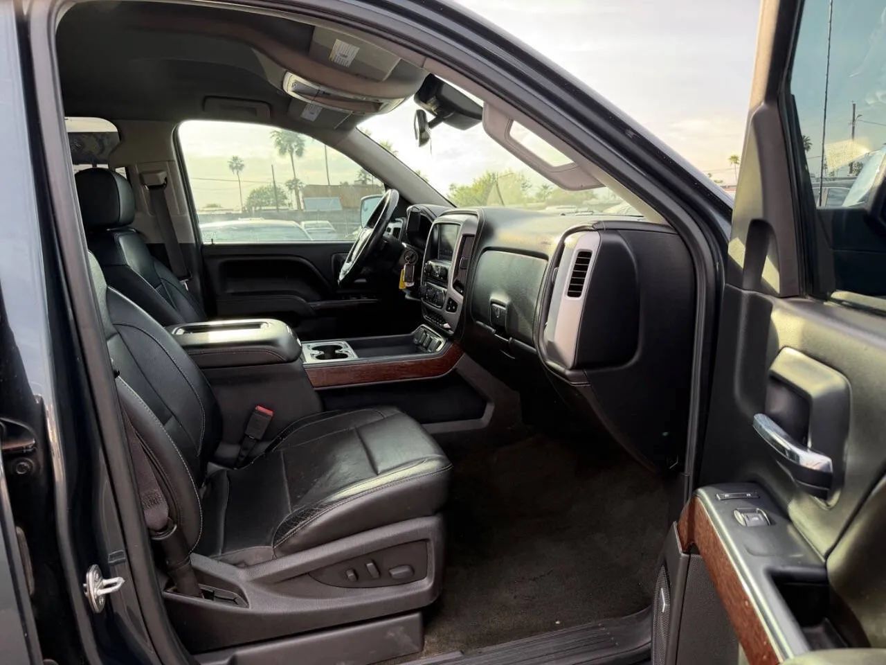 Used 2017 GMC Sierra 1500 SLT AWD/4WD image 27