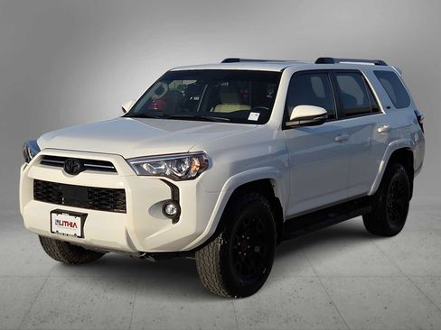 Certified 2024 Toyota 4Runner SR5 Premium w/ Moonroof Package AWD/4WD image 4