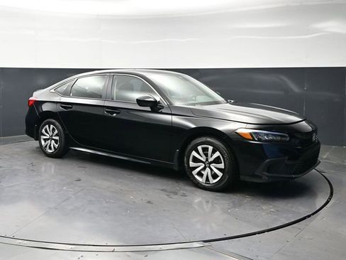 Used 2024 Honda Civic LX image 3