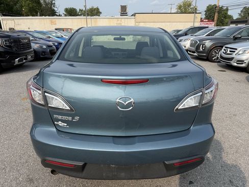 Used 2010 MAZDA MAZDA3 i Touring FWD image 4