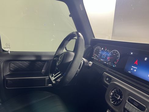Certified 2025 Mercedes-Benz G 63 AMG 4MATIC image 10