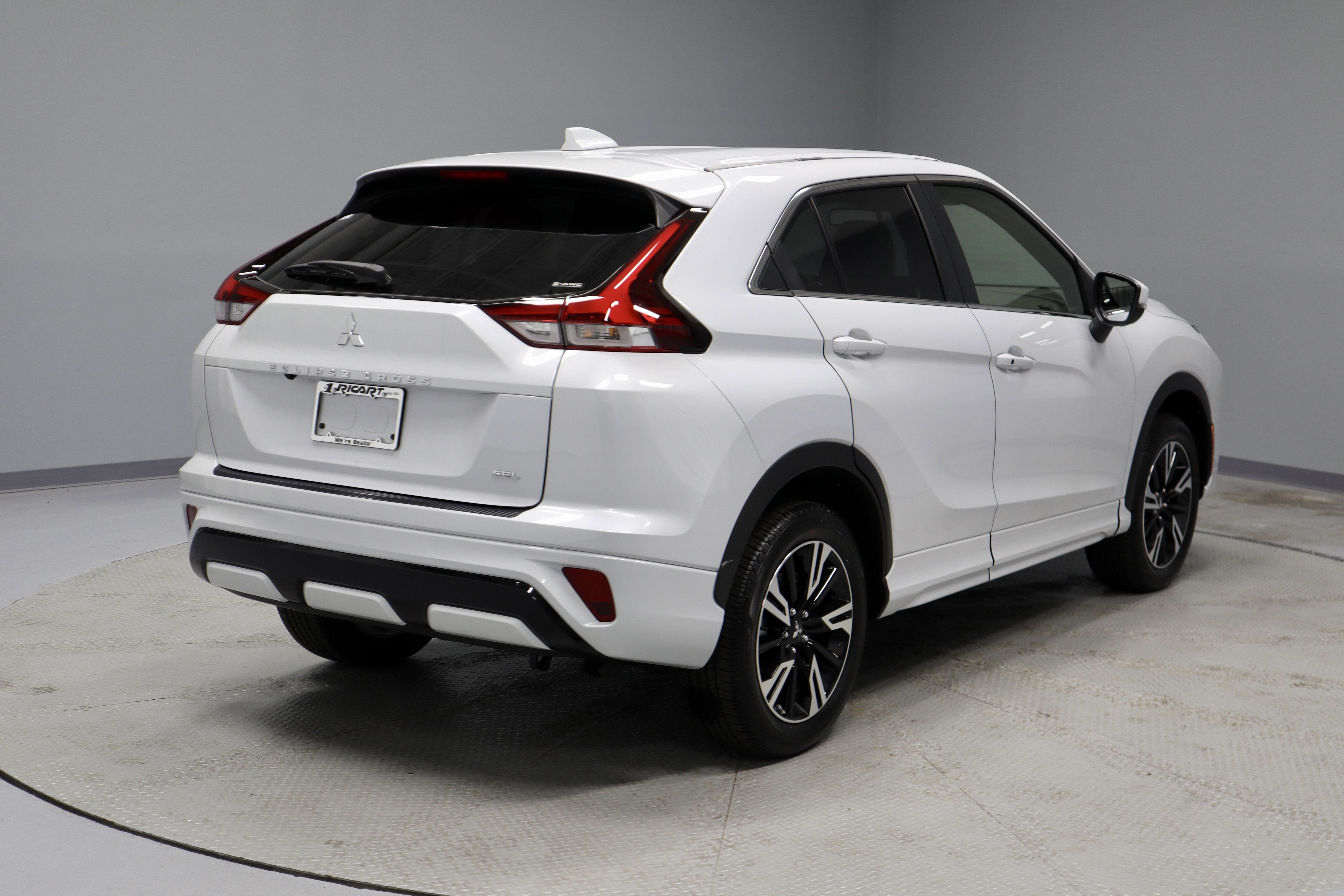 New 2026 Mitsubishi Eclipse Cross AWD image 8