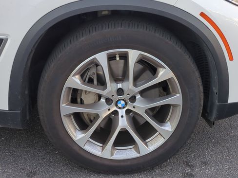 Used 2021 BMW X5 xDrive45e w/ Premium Package AWD/4WD image 13