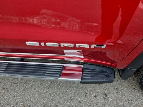 Used 2020 GMC Sierra 1500 SLT image 10