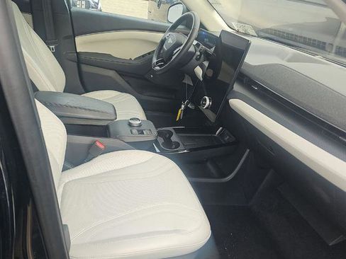 Used 2023 Ford Mustang Mach-E Premium image 13