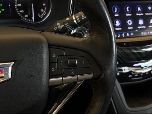 Used 2024 Cadillac XT6 Premium Luxury FWD image 28