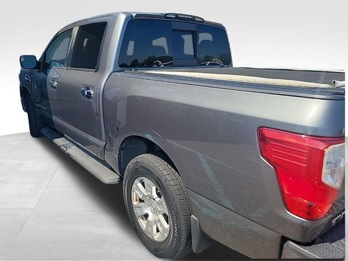 Used 2017 Nissan Titan SV AWD/4WD image 2
