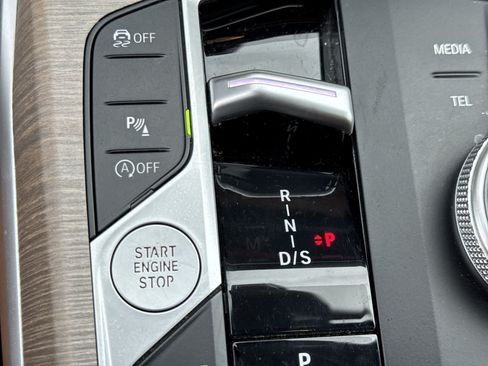 Used 2025 BMW 330i Sedan RWD image 39