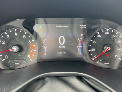 Used 2023 Jeep Compass Altitude image 6