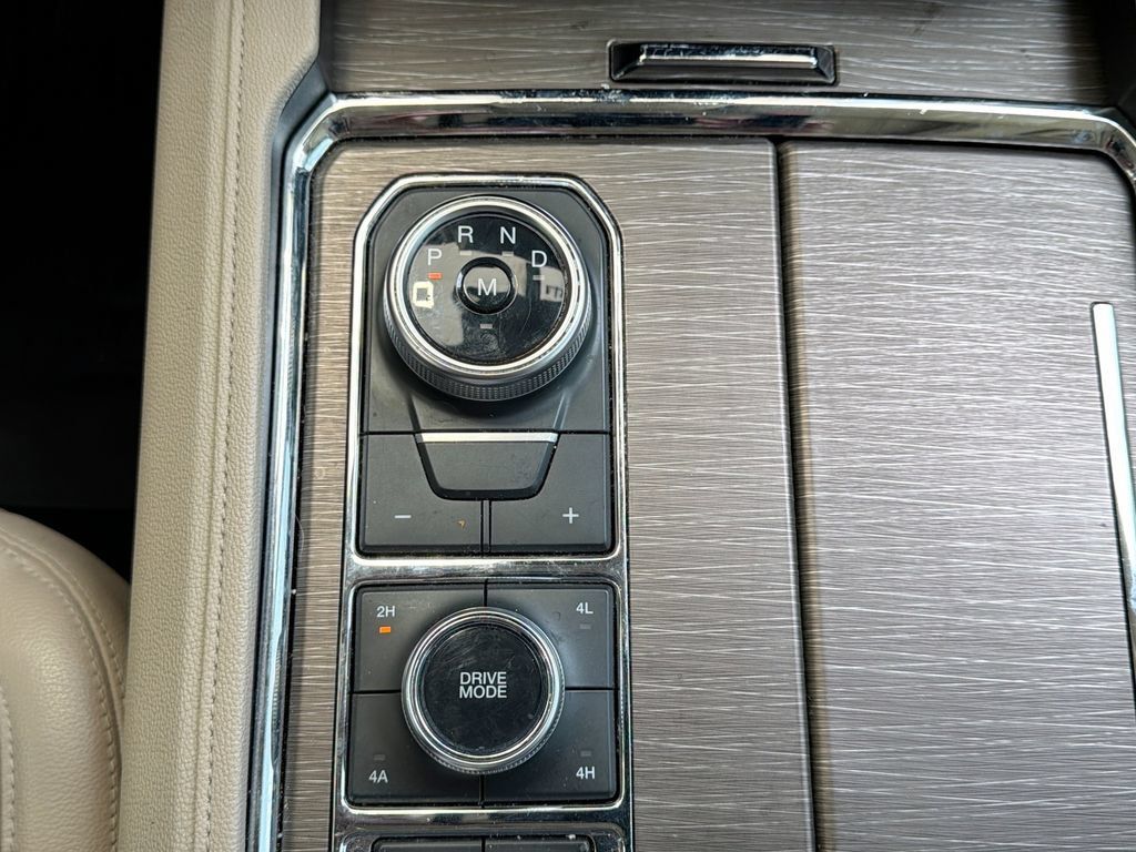 Used 2022 Ford Expedition Max Limited AWD/4WD image 20