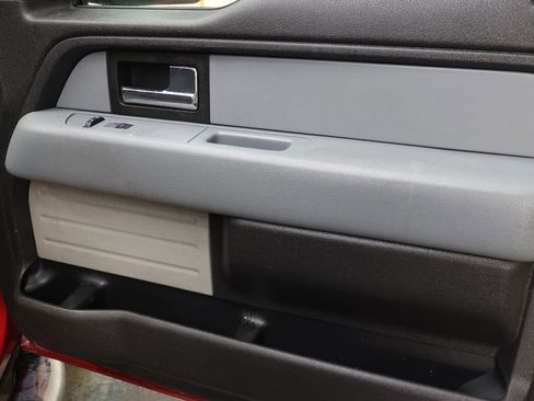 Used 2012 Ford F150 XLT w/ XLT Chrome Pkg image 12