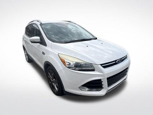Used 2016 Ford Escape Titanium w/ Equipment Group 301A FWD image 11