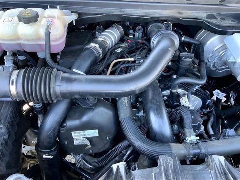 Used 2022 RAM 1500 Big Horn RWD image 32