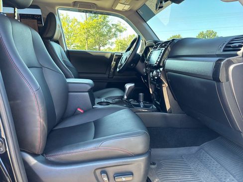 Used 2024 Toyota 4Runner TRD Off-Road Premium w/ 4Runner Black Package (TMS) AWD/4WD image 39