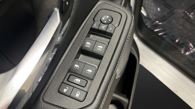 Used 2025 RAM 1500 Laramie w/ Sport Appearance Package AWD/4WD image 20