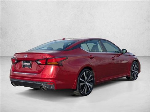 Used 2022 Nissan Altima 2.5 SR image 5