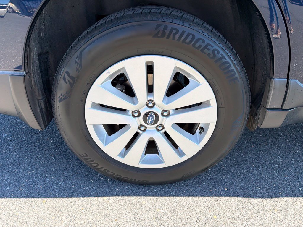 Used 2018 Subaru Outback 2.5i Premium AWD/4WD image 11