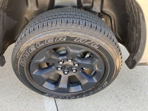 Used 2025 RAM 1500 Big Horn image 24