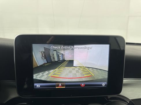 Used 2017 Mercedes-Benz C 300 4MATIC Cabriolet image 18