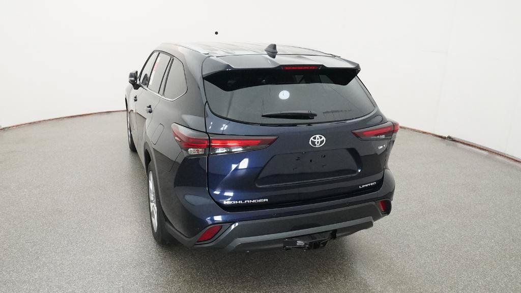 New 2026 Toyota Highlander Limited AWD/4WD image 9