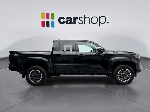 Used 2024 Toyota Tacoma TRD Sport AWD/4WD image 6