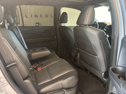 Certified 2023 Honda Passport EX-L image 9