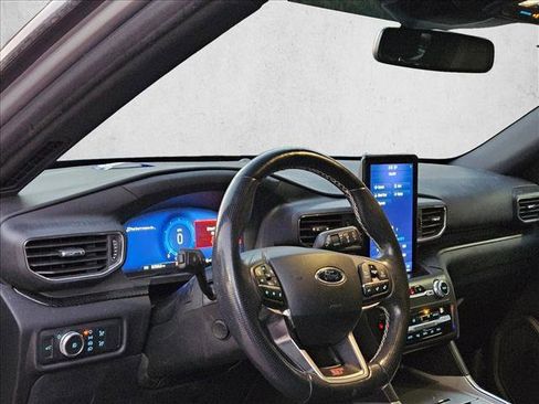 Used 2020 Ford Explorer ST w/ ST Street Pack image 9