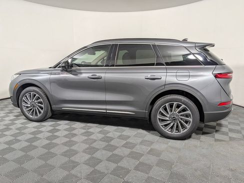 Used 2025 Lincoln Corsair Reserve w/ Equipment Group 202A AWD/4WD image 5