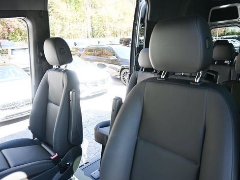 New 2025 Mercedes-Benz Sprinter 2500 image 5