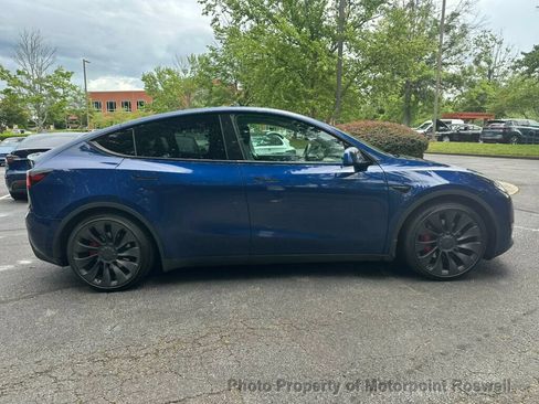 Used 2022 Tesla Model Y Performance AWD/4WD image 7