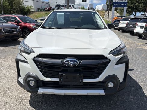 Certified 2023 Subaru Outback Limited AWD/4WD image 8