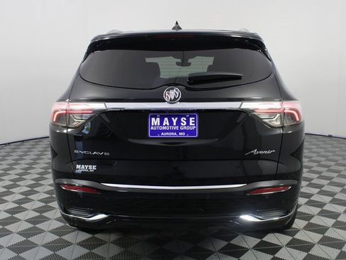 Used 2023 Buick Enclave Avenir w/ Avenir Technology Package image 27