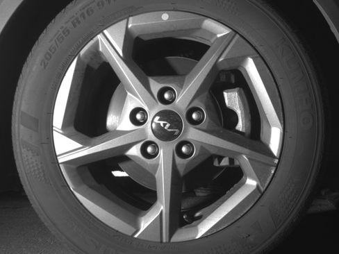 Used 2025 Kia K4 LXS image 13