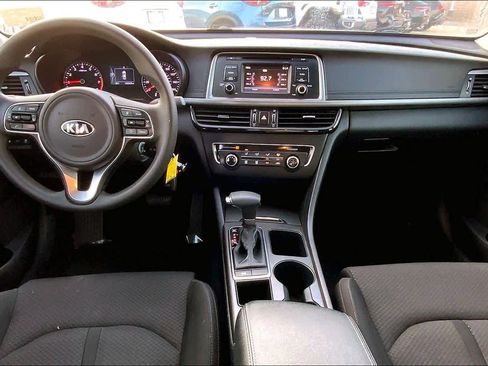 Used 2016 Kia Optima LX image 14
