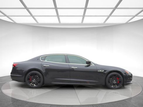 Used 2023 Maserati Quattroporte Modena Q4 AWD/4WD image 5