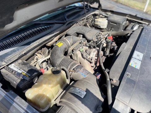 Used 2007 Chevrolet Silverado 2500 LT w/ Heavy-Duty Power Package image 25