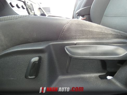 Used 2018 Volkswagen Golf S FWD image 51
