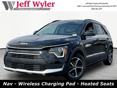 Used 2024 Kia Niro EX