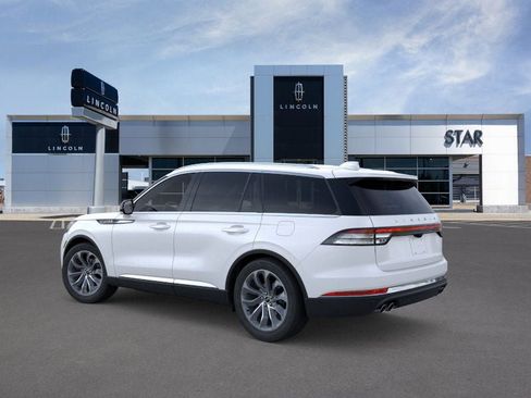 New 2025 Lincoln Aviator AWD image 4