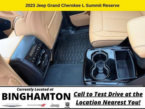 Used 2023 Jeep Grand Cherokee L Summit AWD/4WD image 25