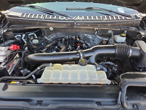 Used 2022 Ford Expedition Max XLT RWD image 13