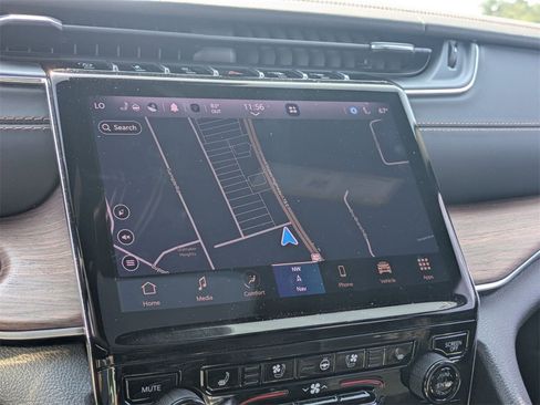 Used 2022 Jeep Grand Cherokee Summit w/ Adv Protech Group IV image 24