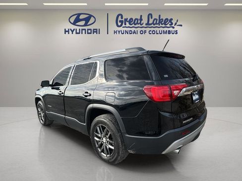 Used 2017 GMC Acadia SLT image 3