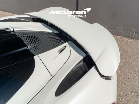 Used 2024 McLaren 750S Spider RWD image 27